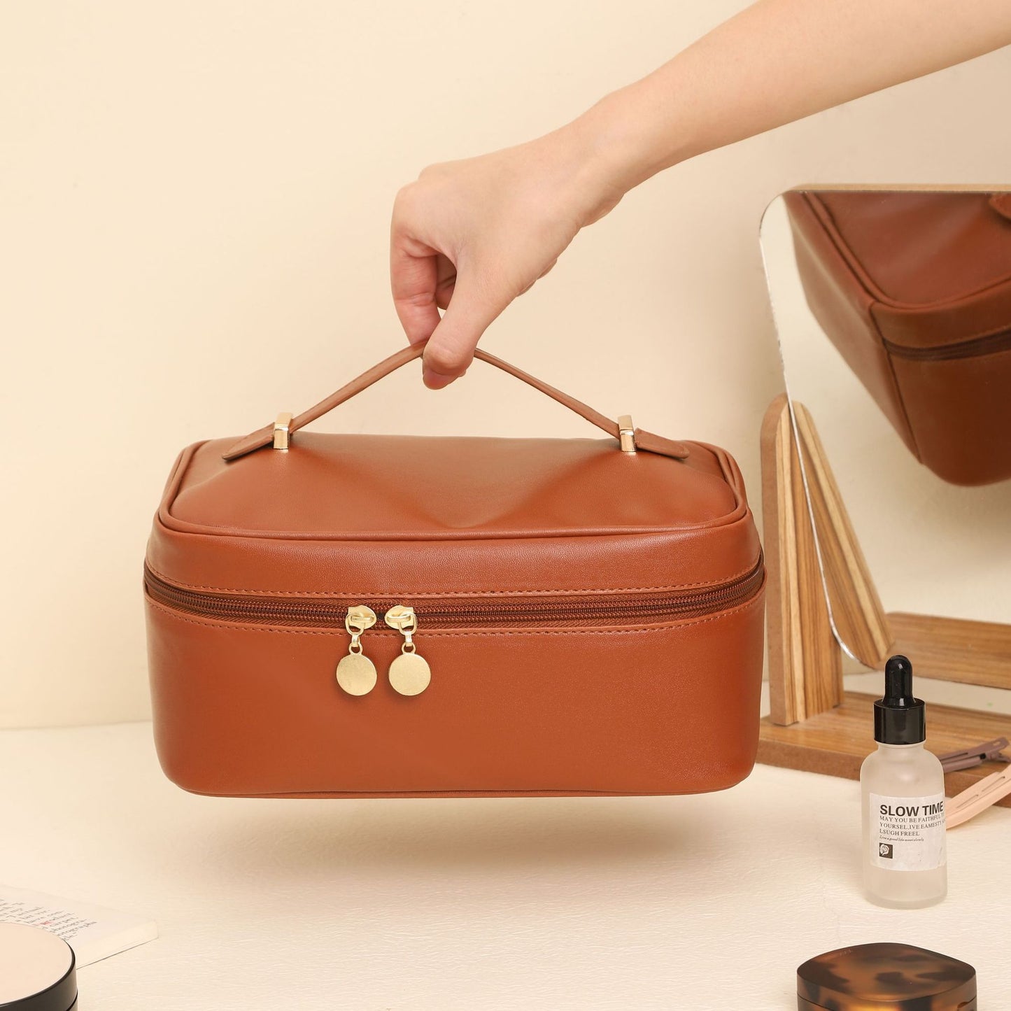 Fashionable Make Up Bag